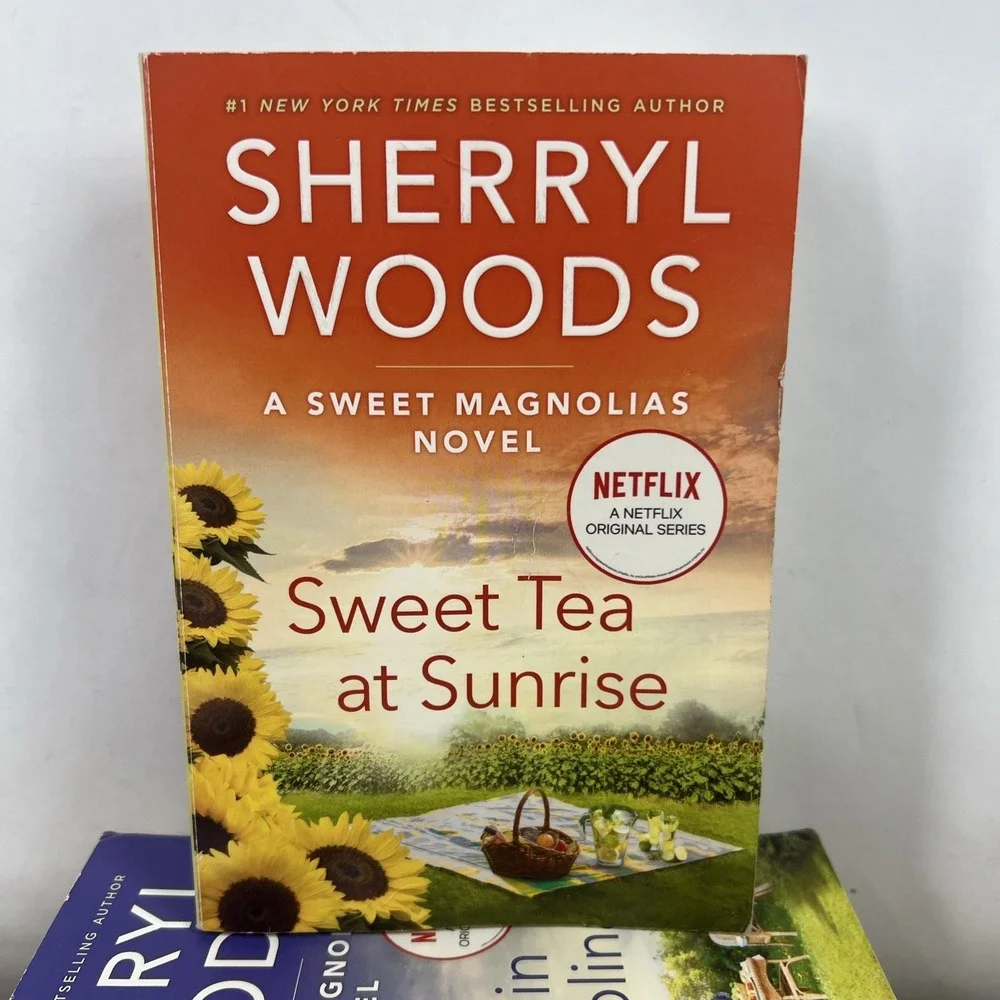 Sherryl Woods‎ 10 Book Lot Chesapeake Shores Sweet Magnolias Romance PB